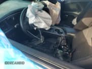 ✅ 2019 Dodge Challenger SXT • VIN: 2C3CDZGG2KH529493 • Lot: 91109685. Wystawiony na Copart z przebiegiem 53 924 mil. Bezpłatny archiwum sprzedaży aukcyjnych z USA i szczegółowy raport historii pojazdu na DreamBid. Zdjęcie 7.