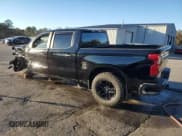 ✅ 2019 Chevrolet Silverado 1500 Custom Trail Boss • VIN: 3GCPYCEF8KG205103 • Lot: 92274205. Wystawiony na Copart z przebiegiem 104 622 mil. Bezpłatny archiwum sprzedaży aukcyjnych z USA i szczegółowy raport historii pojazdu na DreamBid. Zdjęcie 2.