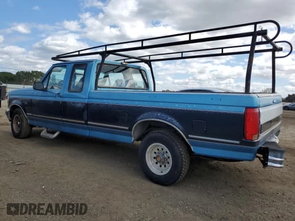 ✅ 1992 Ford F-150 • VIN: 1FTEX15N4NKA01109 • Lot: 47600495. Listed on Copart with Not provided. Free auction sales archive from the USA and detailed vehicle history report at DreamBid. Image 2.