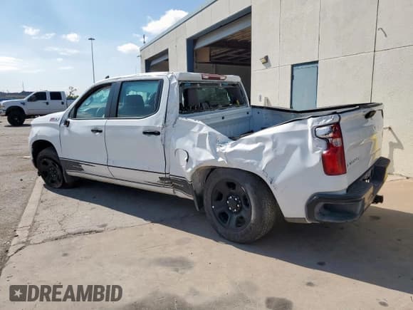 ✅ 2024 Chevrolet Silverado 1500 • VIN: 3GCUD4ED7RG275169 • Лот: 80164355. Опубликован ранее на Copart с пробегом 10 840 миль. Бесплатный доступ к архиву аукционных продаж из США и подробный отчёт об истории автомобиля на DreamBid. Изображение 2.