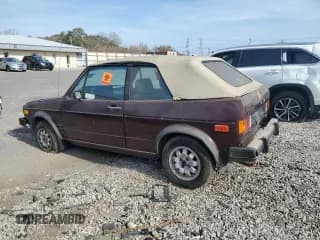 ✅ 1985 Volkswagen Golf • VIN: WVWCA015XFK018149 • Lot: 78178254. Wystawiony na Copart z przebiegiem Nie podano. Bezpłatny archiwum sprzedaży aukcyjnych z USA i szczegółowy raport historii pojazdu na DreamBid. Zdjęcie 2.