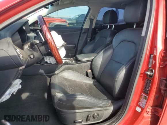 ✅ 2019 Kia Stinger Premium • VIN: KNAE25LA4K6056201 • Лот: 57510795. Опубликован ранее на Copart с пробегом 59 455 миль. Бесплатный доступ к архиву аукционных продаж из США и подробный отчёт об истории автомобиля на DreamBid. Изображение 7.