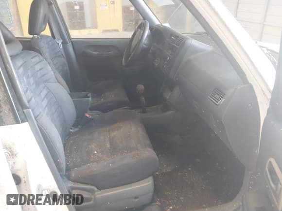 ✅ 1997 Toyota RAV4 • VIN: JT3GP10V2V7024380 • Lot: 42807335. Wystawiony na IAAI z przebiegiem 310 548 mil. Bezpłatny archiwum sprzedaży aukcyjnych z USA i szczegółowy raport historii pojazdu na DreamBid. Zdjęcie 5.