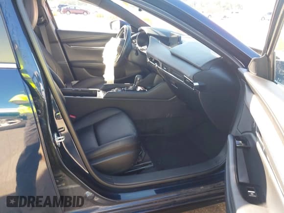 ✅ 2023 Mazda 3 S Preferred • VIN: JM1BPALM3P1612786 • Лот: 43350289. Опубликован ранее на IAAI с пробегом 22 130 миль. Бесплатный доступ к архиву аукционных продаж из США и подробный отчёт об истории автомобиля на DreamBid. Изображение 5.