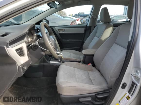 ✅ 2015 Toyota Corolla S Plus • VIN: 2T1BURHE5FC476177 • Lot: 92260755. Listed on Copart with 181,711 mi. Free auction sales archive from the USA and detailed vehicle history report at DreamBid. Image 6.