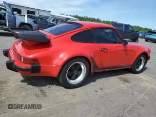 ✅ 1986 Porsche 911 • VIN: WP0ZZZ93ZGS000283 • Lot: 58192275. Listed on Copart with 49,870 mi. Free auction sales archive from the USA and detailed vehicle history report at DreamBid. Image 3.