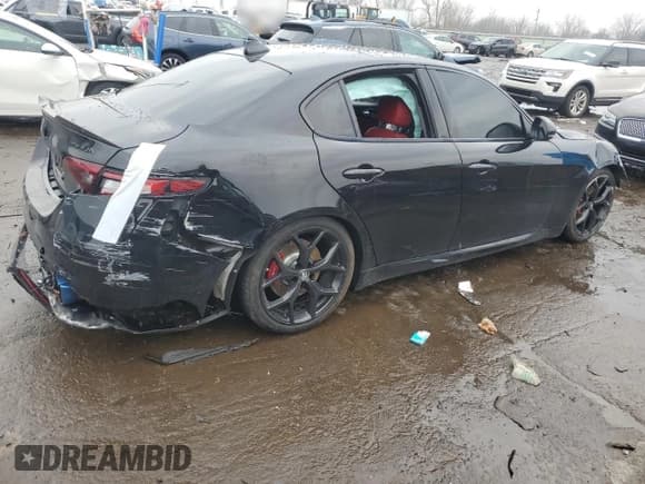 ✅ 2021 Alfa Romeo Giulia Ti • VIN: ZARFANBN3M7644625 • Lot: 43411055. Wystawiony na Copart z przebiegiem Nie podano. Bezpłatny archiwum sprzedaży aukcyjnych z USA i szczegółowy raport historii pojazdu na DreamBid. Zdjęcie 3.
