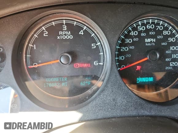 ✅ 2013 Chevrolet Tahoe LT • VIN: 1GNSCBE05DR313851 • Lot: 87058155. Listed on Copart with 178,882 mi. Free auction sales archive from the USA and detailed vehicle history report at DreamBid. Image 9.