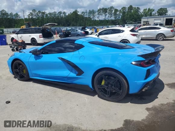 ✅ 2024 Chevrolet Corvette 2LT • VIN: 1G1YB2D42R5104553 • Lot: 56354745. Wystawiony na Copart z przebiegiem 4 738 mil. Bezpłatny archiwum sprzedaży aukcyjnych z USA i szczegółowy raport historii pojazdu na DreamBid. Zdjęcie 2.