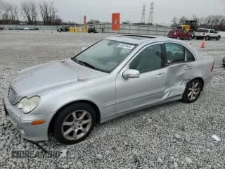 ✅ 2007 Mercedes-Benz C 280 Luxury • VIN: WDBRF92H87F917531 • Lot: 93328455. Wystawiony na Copart z przebiegiem 205 686 mil. Bezpłatny archiwum sprzedaży aukcyjnych z USA i szczegółowy raport historii pojazdu na DreamBid. Zdjęcie 1.