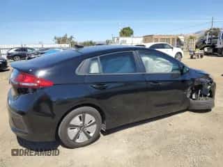 2020 Hyundai Ioniq Blue с VIN KMHC65LC5LU227627, выставлен на аукционе Copart как лот 70882974 с пробегом 130 597 миль миль и Списание • Salvage title. История ставок и продаж доступна на DreamBid. Изображение 3.