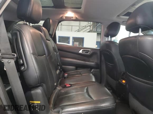 ✅ 2016 Nissan Pathfinder SL • VIN: 5N1AR2MM1GC626793 • Lot: 82472715. Listed on Copart with 150,464 mi. Free auction sales archive from the USA and detailed vehicle history report at DreamBid. Image 11.