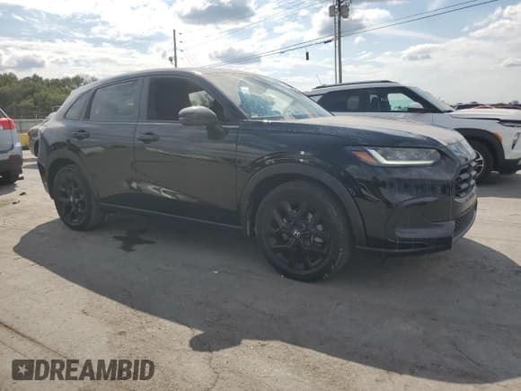 ✅ 2024 Honda HR-V Sport • VIN: 3CZRZ1H54RM700806 • Lot: 70988845. Listed on Copart with 28,496 mi. Free auction sales archive from the USA and detailed vehicle history report at DreamBid. Image 4.