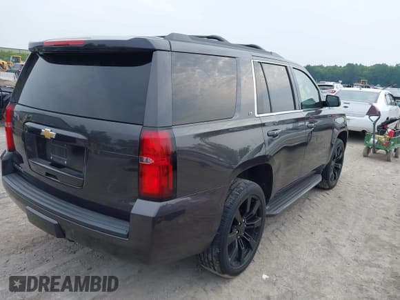 ✅ 2016 Chevrolet Tahoe LT • VIN: 1GNSKBKCXGR275779 • Lot: 42491546. Listed on IAAI with 151,382 mi. Free auction sales archive from the USA and detailed vehicle history report at DreamBid. Image 4.