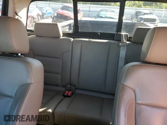 ✅ 2015 GMC Sierra 1500 SLT • VIN: 1GTR1VEC2FZ180557 • Lot: 81785235. Listed on Copart with 170,143 mi. Free auction sales archive from the USA and detailed vehicle history report at DreamBid. Image 10.