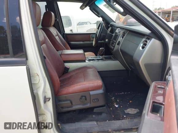 ✅ 2008 Ford Expedition Max Eddie Bauer • VIN: 1FMFK17588LA06209 • Lot: 42965568. Wystawiony na IAAI z przebiegiem 409 635 mil. Bezpłatny archiwum sprzedaży aukcyjnych z USA i szczegółowy raport historii pojazdu na DreamBid. Zdjęcie 5.