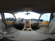 ✅ 2007 Lincoln Navigator • VIN: 5LMFU28567LJ16959 • Lot: 42211877. Wystawiony na IAAI z przebiegiem 196 635 mil. Bezpłatny archiwum sprzedaży aukcyjnych z USA i szczegółowy raport historii pojazdu na DreamBid. Zdjęcie 18.