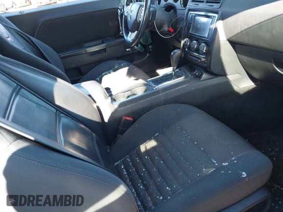 ✅ 2014 Dodge Challenger SXT • VIN: 2C3CDYAG9EH149445 • Lot: 43567255. Listed on IAAI with 185,406 mi. Free auction sales archive from the USA and detailed vehicle history report at DreamBid. Image 5.