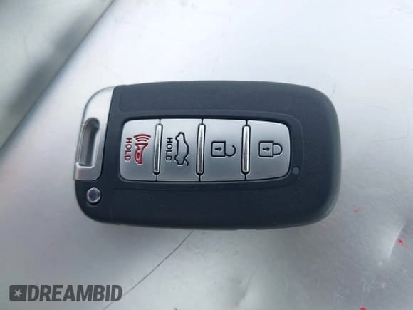 ✅ 2012 Hyundai Sonata Hybrid • VIN: KMHEC4A45CA028134 • Лот: 41945450. Опубликован ранее на IAAI с пробегом 111 330 миль. Бесплатный доступ к архиву аукционных продаж из США и подробный отчёт об истории автомобиля на DreamBid. Изображение 11.