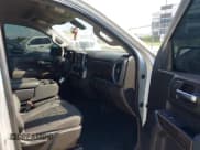 ✅ 2022 Chevrolet Silverado 1500 LT • VIN: 3GCUYDED0NG147841 • Лот: 43371658. Опубликован ранее на IAAI с пробегом 67 996 миль. Бесплатный доступ к архиву аукционных продаж из США и подробный отчёт об истории автомобиля на DreamBid. Изображение 5.