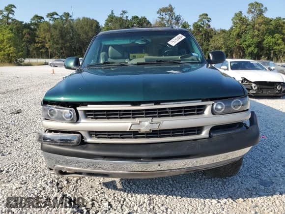 ✅ 2003 Chevrolet Suburban LT • VIN: 3GNEC16Z83G285871 • Лот: 75755484. Опубликован ранее на Copart с пробегом Не указан. Бесплатный доступ к архиву аукционных продаж из США и подробный отчёт об истории автомобиля на DreamBid. Изображение 5.