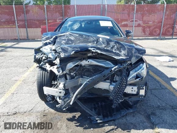 ✅ 2017 Mercedes-Benz C 300 • VIN: WDDWJ4JB2HF482354 • Lot: 43493997. Wystawiony na IAAI z przebiegiem 66 601 mil. Bezpłatny archiwum sprzedaży aukcyjnych z USA i szczegółowy raport historii pojazdu na DreamBid. Zdjęcie 13.