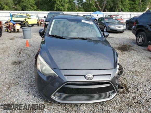 ✅ 2016 Toyota Yaris • VIN: 3MYDLBYVXGY134245 • Lot: 59572055. Wystawiony na Copart z przebiegiem 91 150 mil. Bezpłatny archiwum sprzedaży aukcyjnych z USA i szczegółowy raport historii pojazdu na DreamBid. Zdjęcie 5.