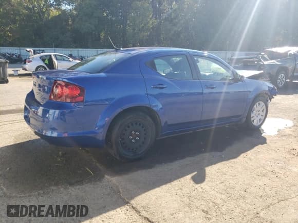 ✅ 2013 Dodge Avenger SE • VIN: 1C3CDZABXDN540426 • Лот: 76364984. Опубликован ранее на Copart с пробегом 92 000 миль. Бесплатный доступ к архиву аукционных продаж из США и подробный отчёт об истории автомобиля на DreamBid. Изображение 3.