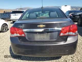 2016 Chevrolet Cruze LT z VIN 1G1PE5SB8G7203904, wystawiony jako Copart lot #85783555 z przebiegiem 85 996 mil mil oraz Czysty tytuł • Clean title. Historia ofert i sprzedaży dostępna na DreamBid. Obrazek 6.