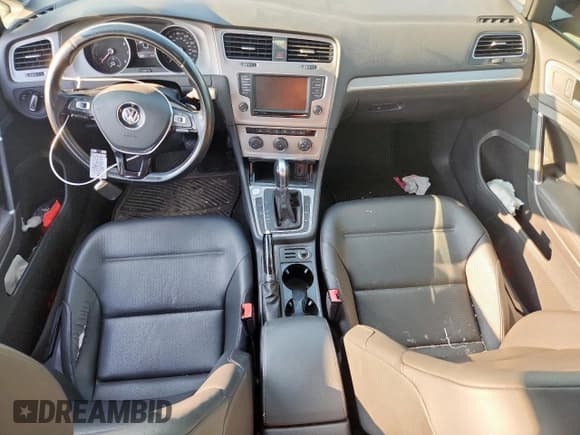 ✅ 2016 Volkswagen Golf TSI S • VIN: 3VWC17AU6GM516145 • Лот: 72015385. Опубликован ранее на Copart с пробегом 77 669 миль. Бесплатный доступ к архиву аукционных продаж из США и подробный отчёт об истории автомобиля на DreamBid. Изображение 8.