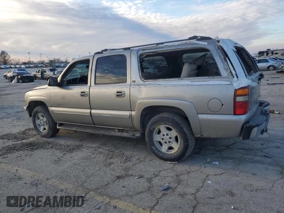 ✅ 2001 Chevrolet Suburban LT • VIN: 3GNFK16T01G254677 • Лот: 41393495. Опубликован ранее на Copart с пробегом Не указан. Бесплатный доступ к архиву аукционных продаж из США и подробный отчёт об истории автомобиля на DreamBid. Изображение 2.