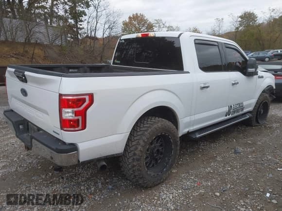 ✅ 2019 Ford F-150 XLT • VIN: 1FTEW1E48KFC61656 • Lot: 43521195. Listed on IAAI with 106,652 mi. Free auction sales archive from the USA and detailed vehicle history report at DreamBid. Image 4.