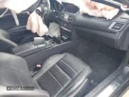 ✅ 2017 Mercedes-Benz E 400 • VIN: WDDKJ6HBXHF353634 • Lot: 41203314. Wystawiony na IAAI z przebiegiem 106 531 mil. Bezpłatny archiwum sprzedaży aukcyjnych z USA i szczegółowy raport historii pojazdu na DreamBid. Zdjęcie 5.