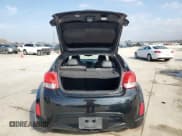 ✅ 2014 Hyundai Veloster • VIN: KMHTC6AD9EU211072 • Lot: 43198465. Wystawiony na Copart z przebiegiem 133 631 mil. Bezpłatny archiwum sprzedaży aukcyjnych z USA i szczegółowy raport historii pojazdu na DreamBid. Zdjęcie 6.