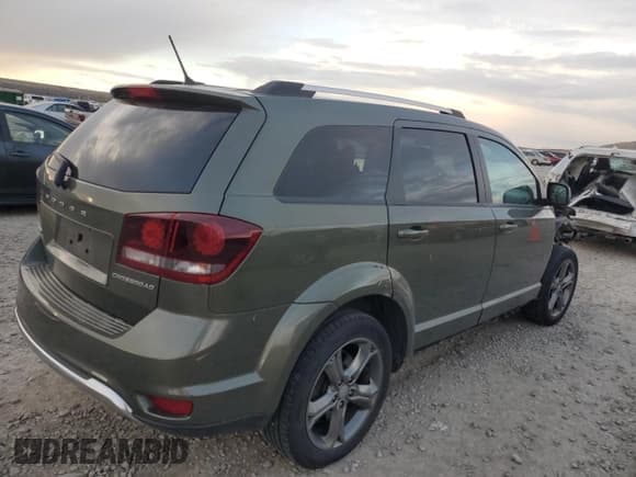 ✅ 2017 Dodge Journey Crossroad Plus • VIN: 3C4PDDGG5HT556171 • Lot: 92405025. Listed on Copart with 125,373 mi. Free auction sales archive from the USA and detailed vehicle history report at DreamBid. Image 3.