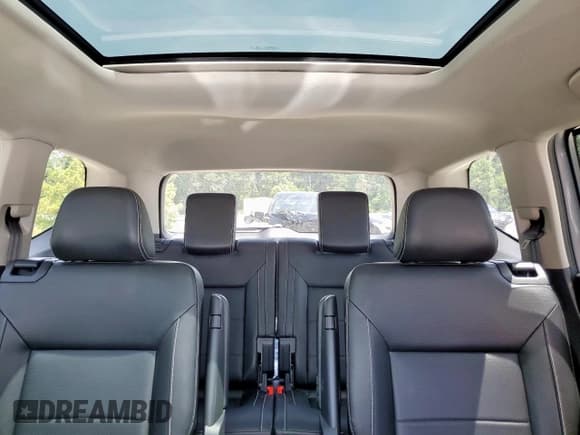 ✅ 2022 Volkswagen Atlas SE • VIN: 1V2JR2CA8NC544826 • Lot: 65275145. Wystawiony na Copart z przebiegiem 44 333 mil. Bezpłatny archiwum sprzedaży aukcyjnych z USA i szczegółowy raport historii pojazdu na DreamBid. Zdjęcie 10.