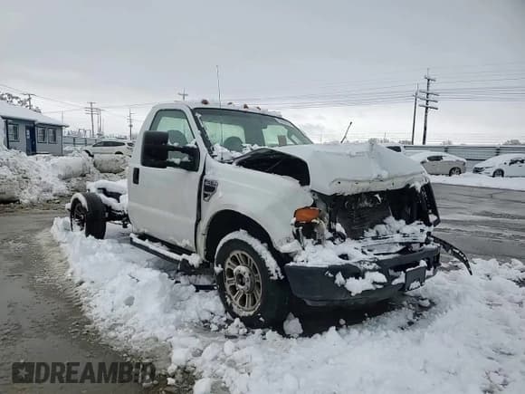 ✅ 2008 Ford F-350 XL • VIN: 1FDSF34518ED31999 • Лот: 43069015. Опубликован ранее на Copart с пробегом 274 981 миль. Бесплатный доступ к архиву аукционных продаж из США и подробный отчёт об истории автомобиля на DreamBid. Изображение 10.