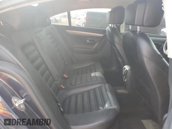 ✅ 2013 Volkswagen CC R-Line • VIN: WVWBN7AN2DE556235 • Lot: 90255955. Wystawiony na Copart z przebiegiem 140 977 mil. Bezpłatny archiwum sprzedaży aukcyjnych z USA i szczegółowy raport historii pojazdu na DreamBid. Zdjęcie 10.