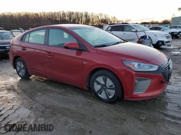 ✅ 2019 Hyundai Ioniq Blue • VIN: KMHC65LC3KU179821 • Lot: 42593805. Wystawiony na Copart z przebiegiem 127 402 mil. Bezpłatny archiwum sprzedaży aukcyjnych z USA i szczegółowy raport historii pojazdu na DreamBid. Zdjęcie 4.