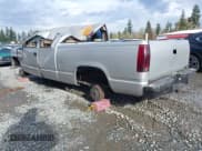 ✅ 1997 Chevrolet Silverado 1500 • VIN: 2GCEK19R5V1211794 • Lot: 43594101. Wystawiony na IAAI z przebiegiem 228 738 mil. Bezpłatny archiwum sprzedaży aukcyjnych z USA i szczegółowy raport historii pojazdu na DreamBid. Zdjęcie 3.