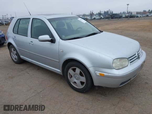✅ 2002 Volkswagen Golf GLS • VIN: 9BWGP61J524072821 • Lot: 43851064. Listed on IAAI with 203,220 mi. Free auction sales archive from the USA and detailed vehicle history report at DreamBid. Image 1.