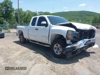 ✅ 2011 Chevrolet Silverado 1500 LS • VIN: 1GCRKREAXBZ313160 • Lot: 42382032. Wystawiony na IAAI z przebiegiem 124 932 mil mil. Skorzystaj z bezpłatnego archiwum sprzedaży aukcyjnych z USA i zobacz szczegółowy raport historii pojazdu na DreamBid. Zdjęcie 1.