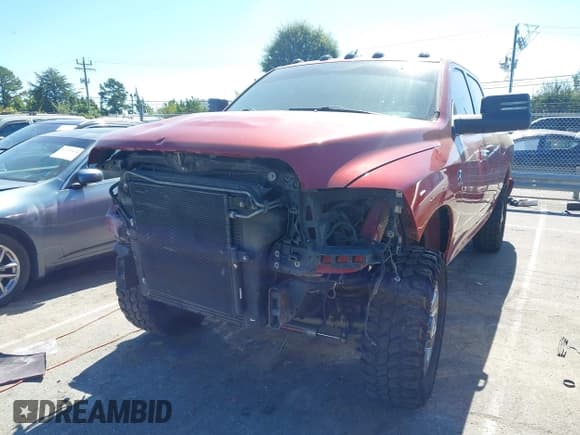 ✅ 2010 Dodge 2500 SLT • VIN: 3D7UT2CL4AG181214 • Lot: 43370460. Wystawiony na IAAI z przebiegiem 117 391 mil. Bezpłatny archiwum sprzedaży aukcyjnych z USA i szczegółowy raport historii pojazdu na DreamBid. Zdjęcie 19.