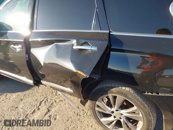 ✅ 2013 Infiniti JX35 • VIN: 5N1AL0MM1DC317973 • Lot: 43917235. Listed on IAAI with 178,140 mi. Free auction sales archive from the USA and detailed vehicle history report at DreamBid. Image 6.