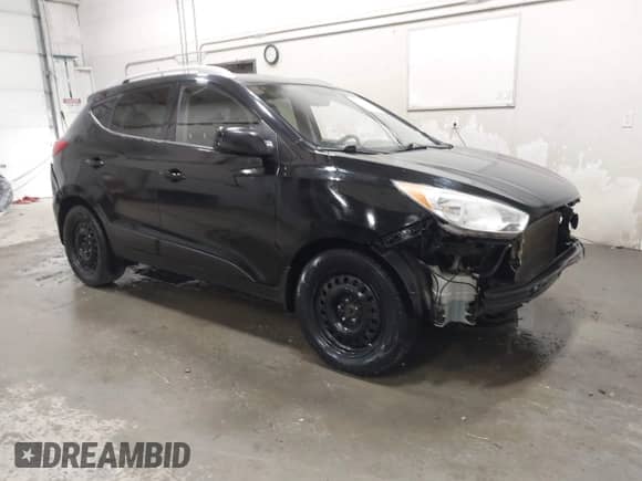 2011 Hyundai Tucson GLS z VIN KM8JUCAC7BU249745, wystawiony jako IAAI lot #42489902 z przebiegiem 186 744 mil mil oraz . Historia ofert i sprzedaży dostępna na DreamBid. Obrazek 1.