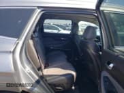 ✅ 2019 Hyundai Santa Fe Ultimate • VIN: 5NMS5CAD1KH125511 • Lot: 49667873. Wystawiony na Copart z przebiegiem 53 088 mil. Bezpłatny archiwum sprzedaży aukcyjnych z USA i szczegółowy raport historii pojazdu na DreamBid. Zdjęcie 10.