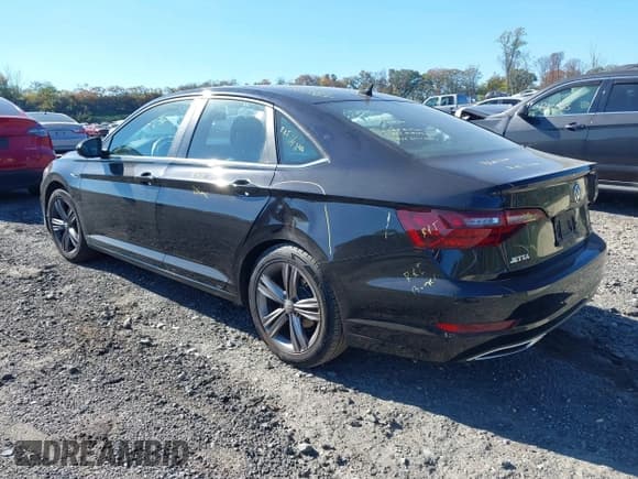 ✅ 2020 Volkswagen Jetta S • VIN: 3VWCB7BU0LM005892 • Lot: 43354459. Wystawiony na IAAI z przebiegiem 90 879 mil. Bezpłatny archiwum sprzedaży aukcyjnych z USA i szczegółowy raport historii pojazdu na DreamBid. Zdjęcie 3.