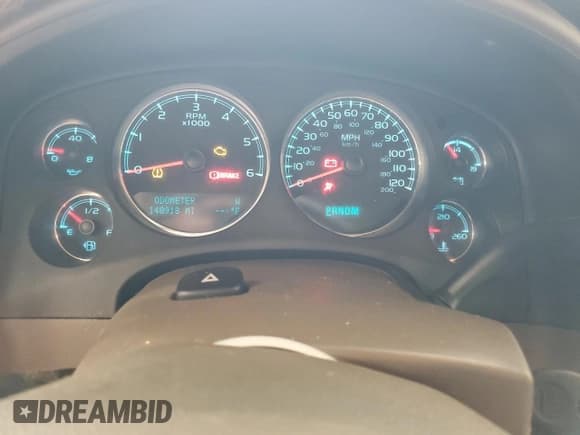 ✅ 2013 Chevrolet Suburban LTZ • VIN: 1GNSCKE04DR109137 • Lot: 53536035. Wystawiony na Copart z przebiegiem 148 918 mil. Bezpłatny archiwum sprzedaży aukcyjnych z USA i szczegółowy raport historii pojazdu na DreamBid. Zdjęcie 9.