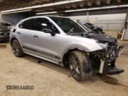 ✅ 2021 Porsche Cayenne GTS • VIN: WP1BG2AY9MDA49778 • Лот: 37453494. Опубликован ранее на Copart с пробегом 28 921 миль. Бесплатный доступ к архиву аукционных продаж из США и подробный отчёт об истории автомобиля на DreamBid. Изображение 4.