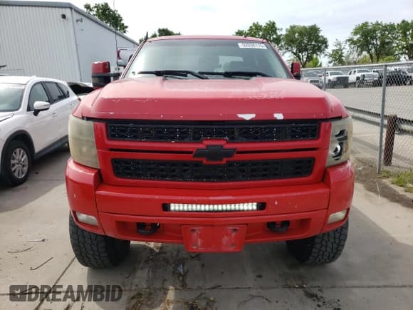 ✅ 2007 Chevrolet Silverado 2500HD LTZ • VIN: 1GCHK23667F548097 • Лот: 52038115. Опубликован ранее на Copart с пробегом Не указан. Бесплатный доступ к архиву аукционных продаж из США и подробный отчёт об истории автомобиля на DreamBid. Изображение 5.